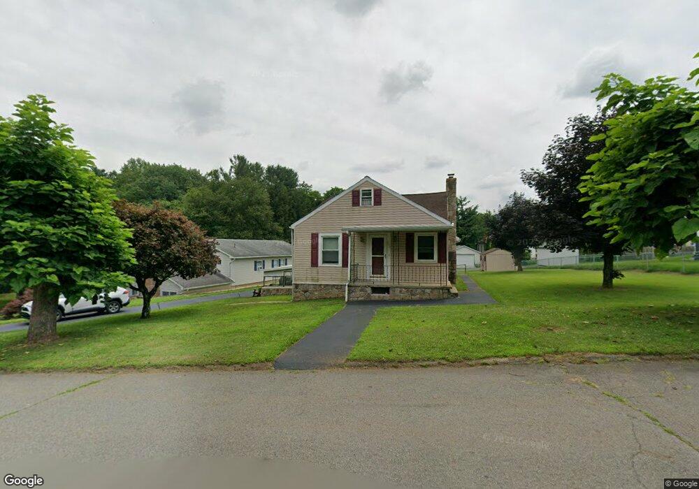 502 Beechwood Ave, Mar Lin, PA 17951 - photo 1