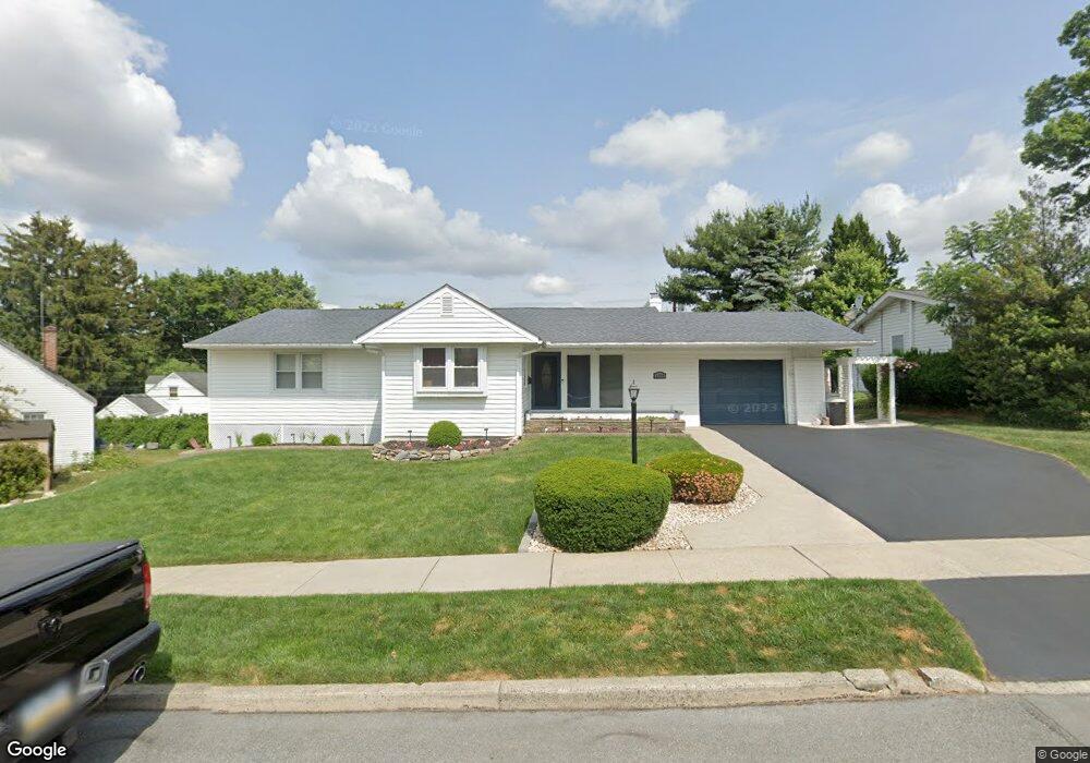 2769 W Fairview St, Allentown, PA 18104 - photo 1