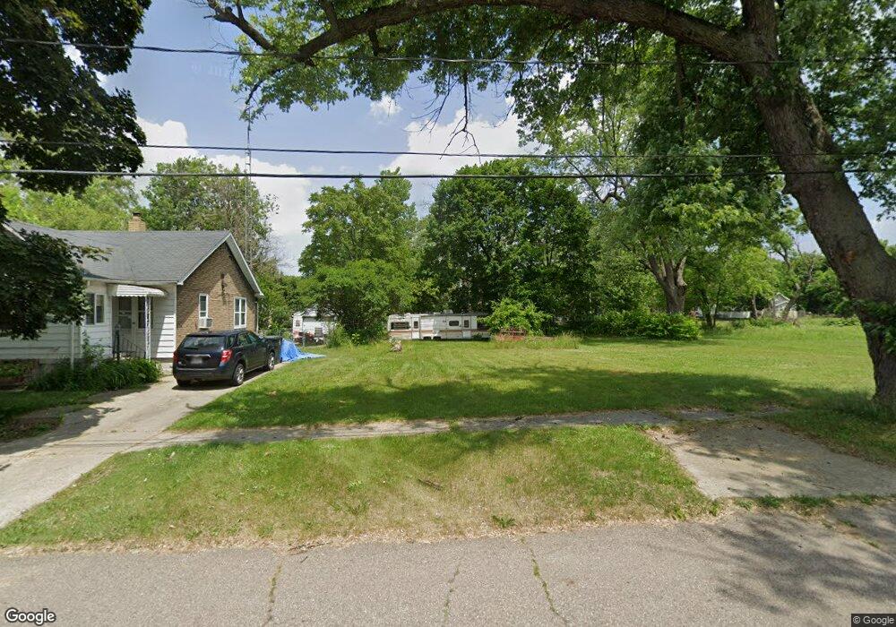 1713 Belle Ave, Flint, MI 48506 - photo 1