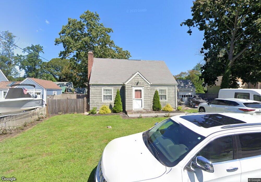 11 Salisbury Rd, Barrington, RI 02806 - photo 1