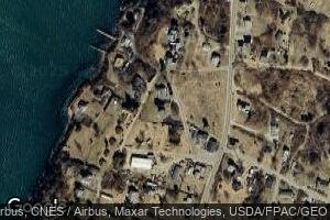 53 Oceanside Ct, Bailey Island, ME 04003