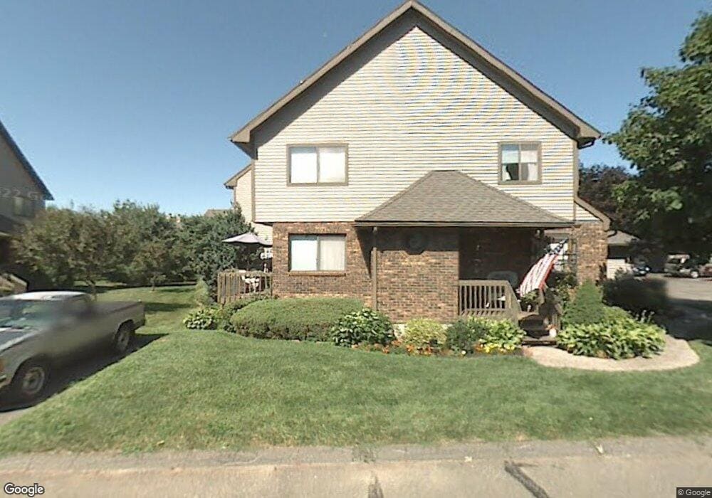 74 Fox Run Ct, Newington, CT 06111 - photo 1