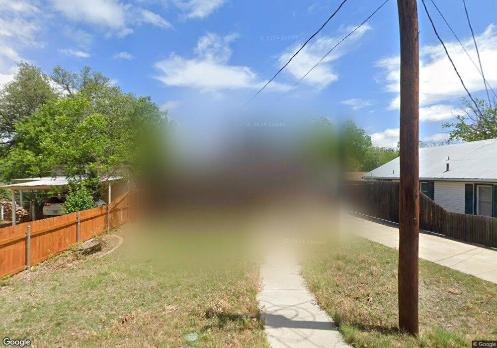 204 W Walch Ave, Fredericksburg, TX 78624 - photo 1