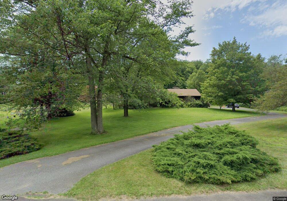 3 Red Coat Ln, Redding, CT 06896 - photo 1