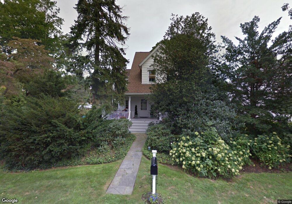 4 Meadow Dr, Cos Cob, CT 06807 - photo 1