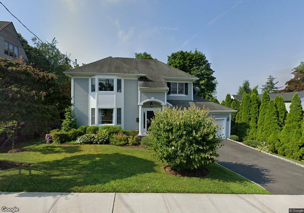 328 Oakland Beach Ave, Rye, NY 10580 - photo 1