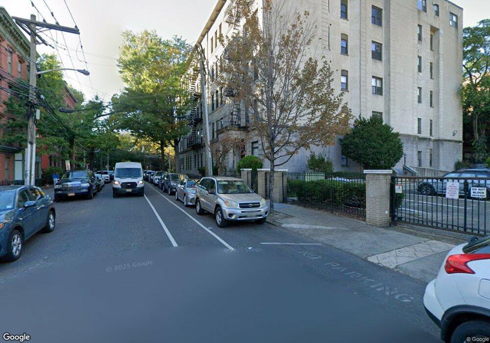 258 Barrow St unit 1C, Jersey City, NJ 07302 - photo 1