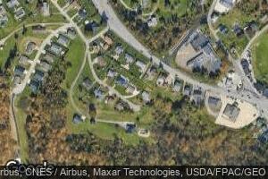 11 Milton Ln, Wheeling, WV 26003