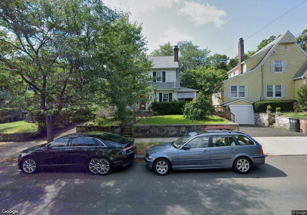 129 Rock Spring Rd, Stamford, CT 06906 - photo 1