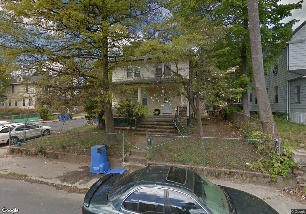 3 Clifton Ave, Waterbury, CT 06710 - photo 1