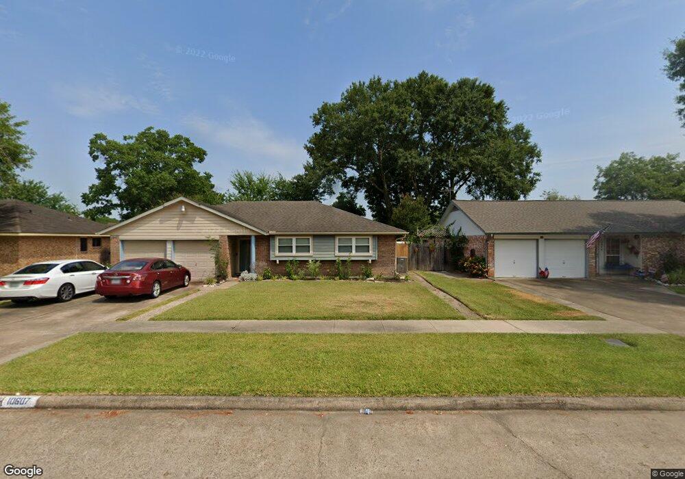 10607 Kirkdale Dr, Houston, TX 77089 - photo 1