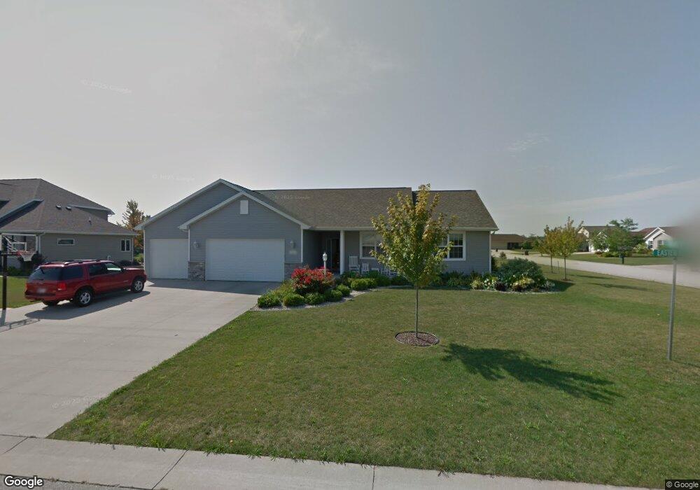 W5977 Easter Lily Dr, Appleton, WI 54915 - photo 1