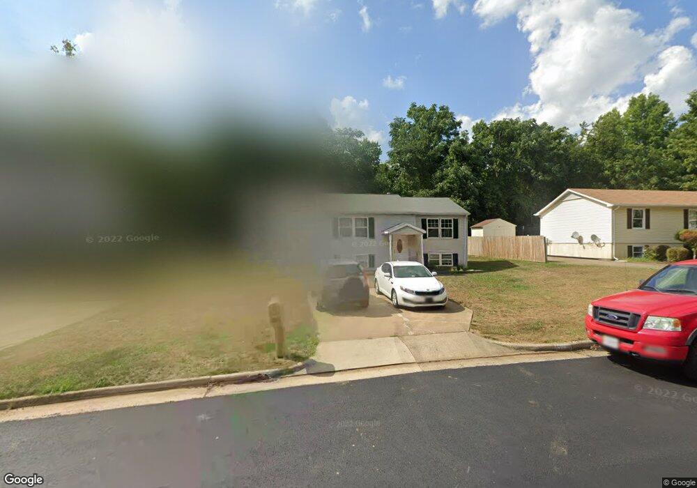 18908 Red Oak Ln, Triangle, VA 22172 - photo 1