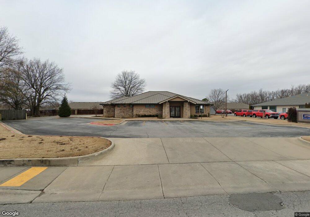 802 N Dixieland Rd, Rogers, AR 72756 - photo 1