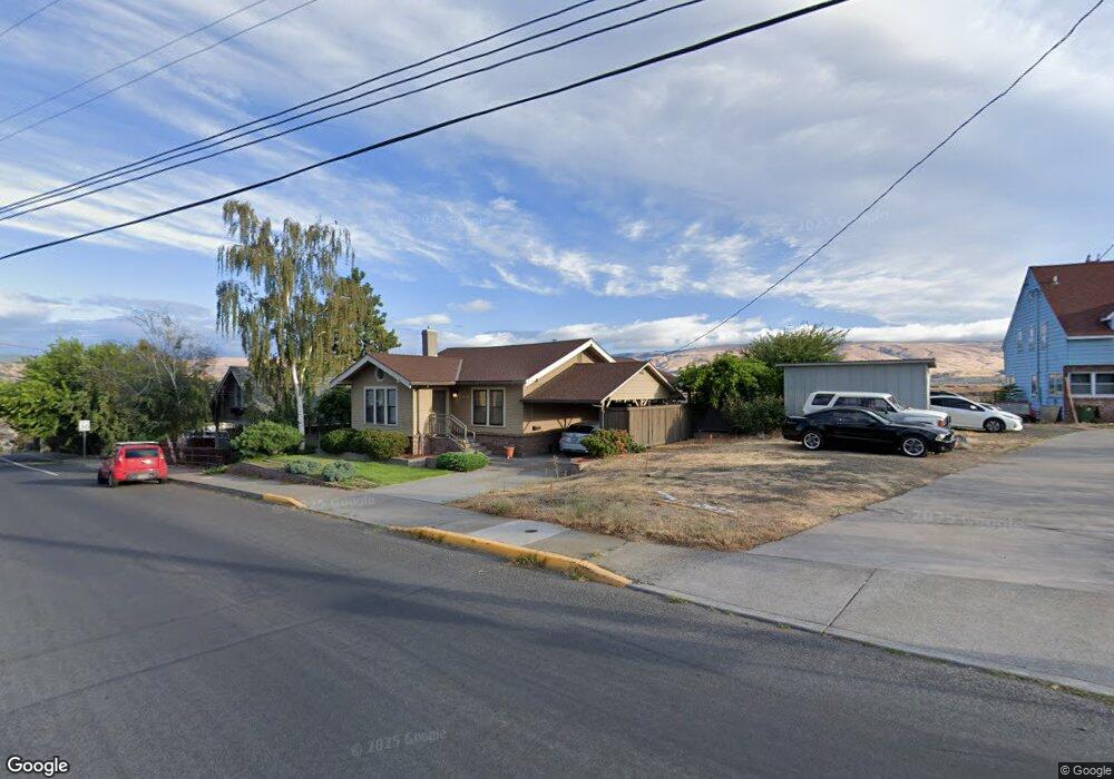 1623 E 9th St, the Dalles, OR 97058 - photo 1