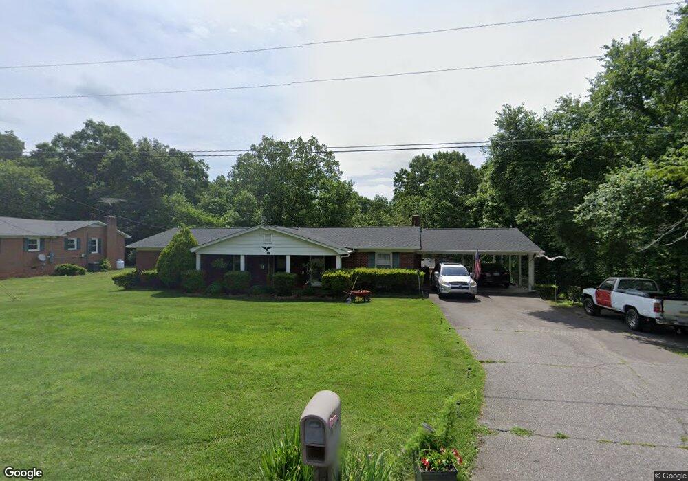 112 Ridgewood Ln, Statesville, NC 28677 - photo 1