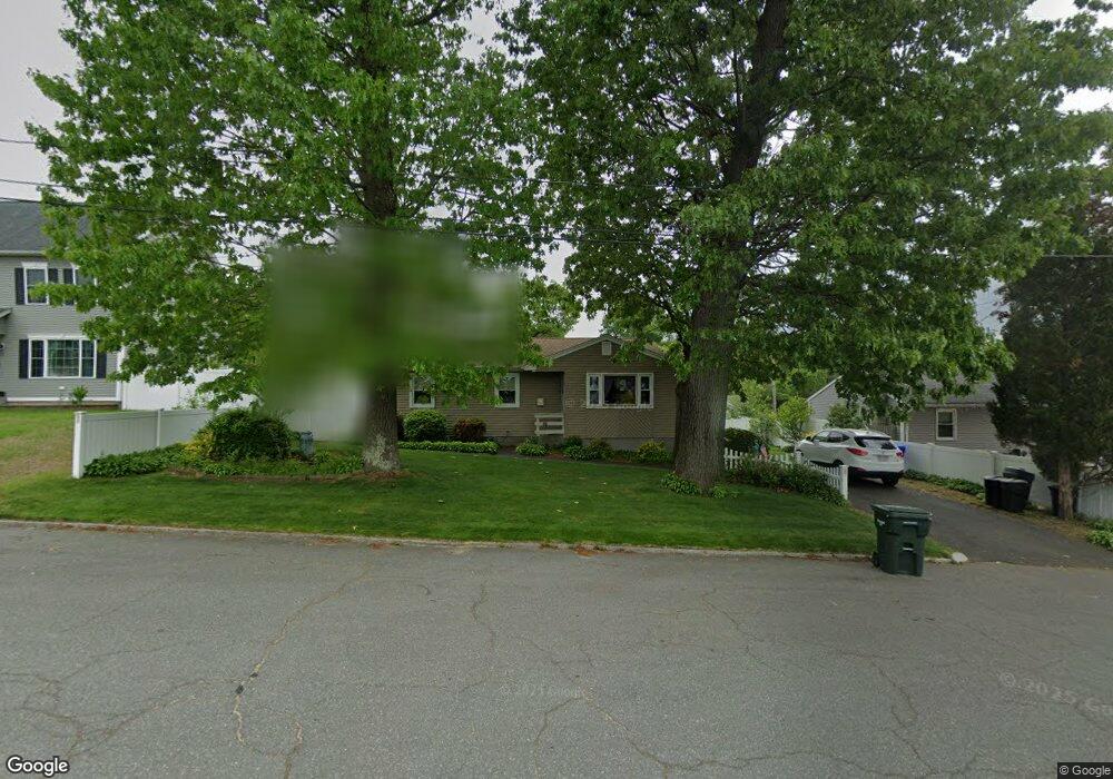 27 Arcadia Blvd, Springfield, MA 01118 - photo 1