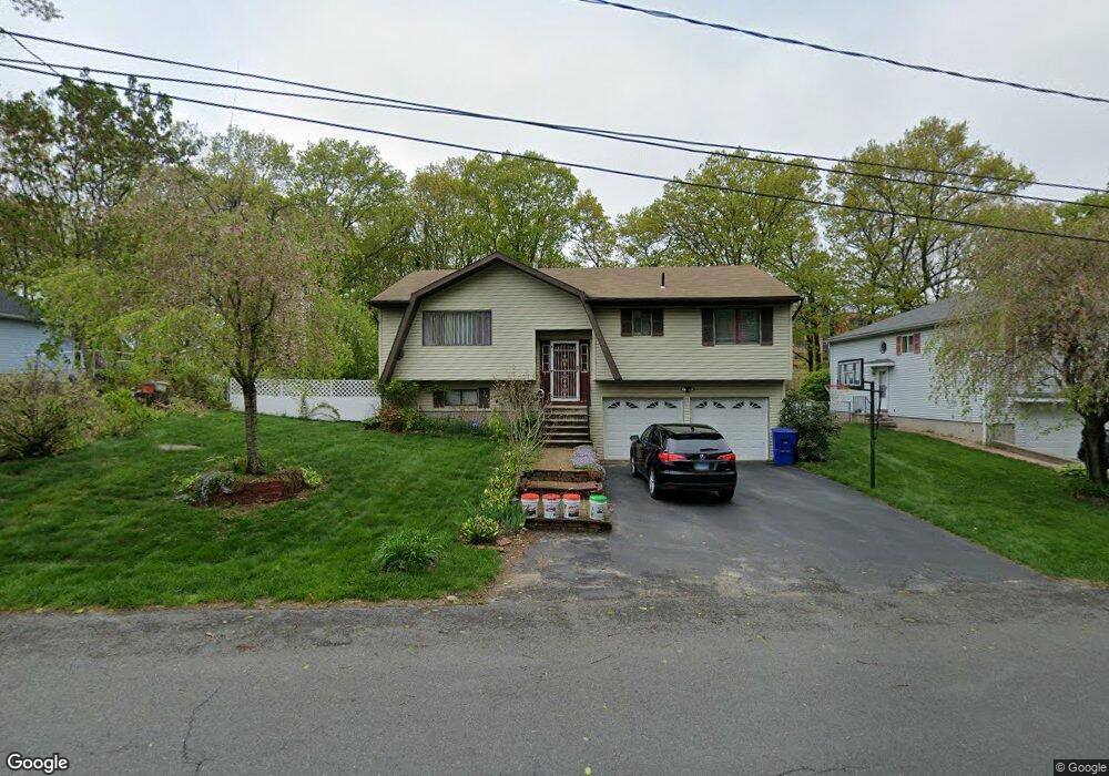 310 Berkeley Ave, Waterbury, CT 06704 - photo 1