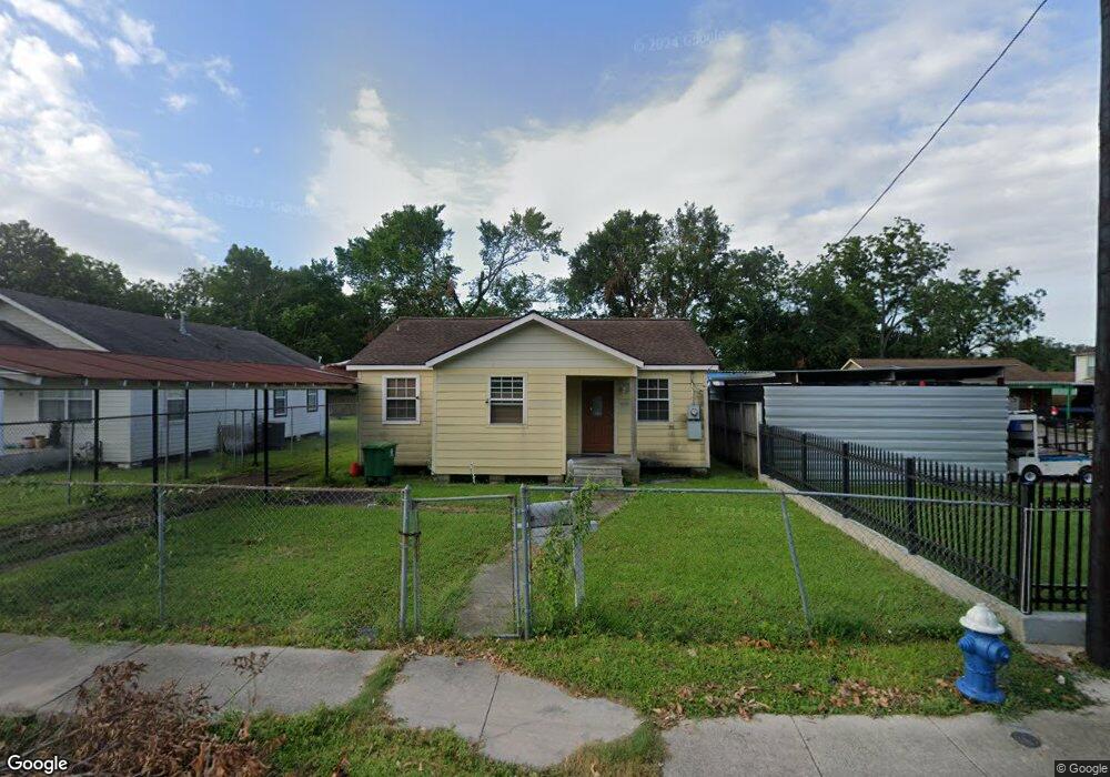 406 Lindale St, Houston, TX 77022 - photo 1