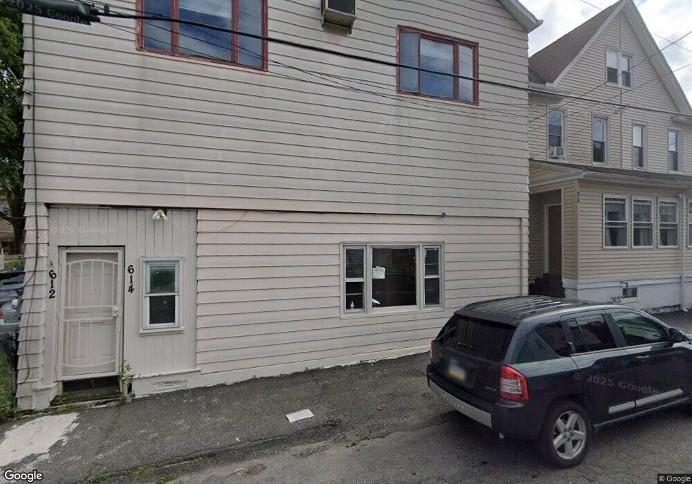 614 W 1st St, Hazleton, PA 18201 - photo 1