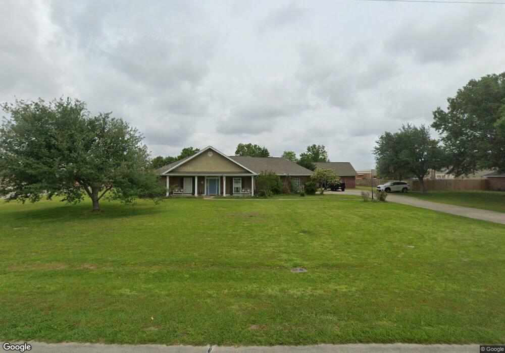 1718 N Crestview Dr, Lake Charles, LA 70605 - photo 1