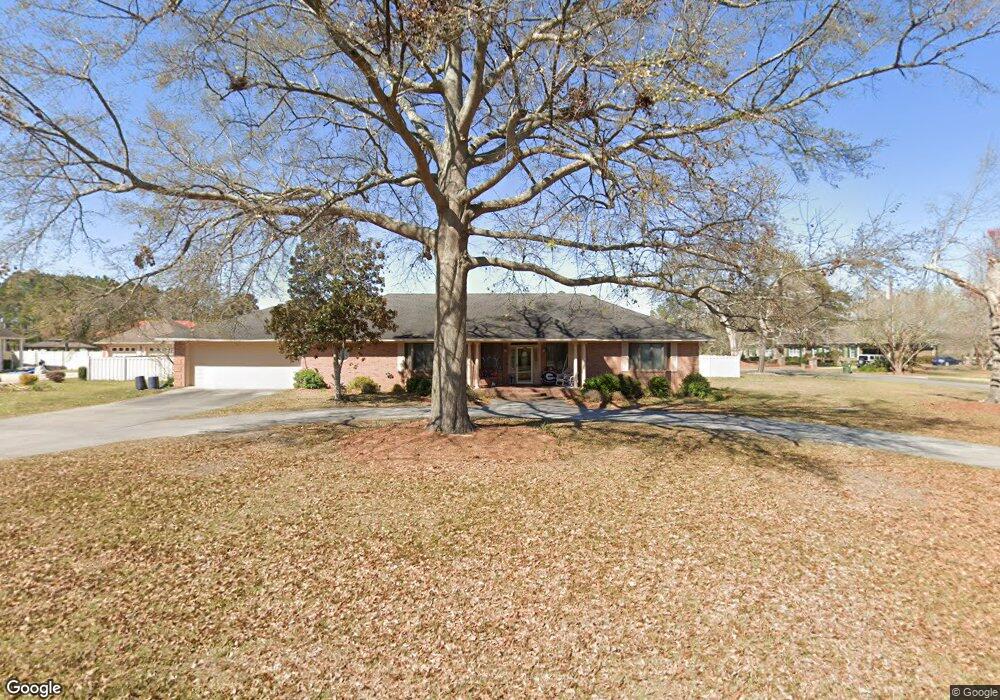 610 Newton Dr, Adel, GA 31620 - photo 1