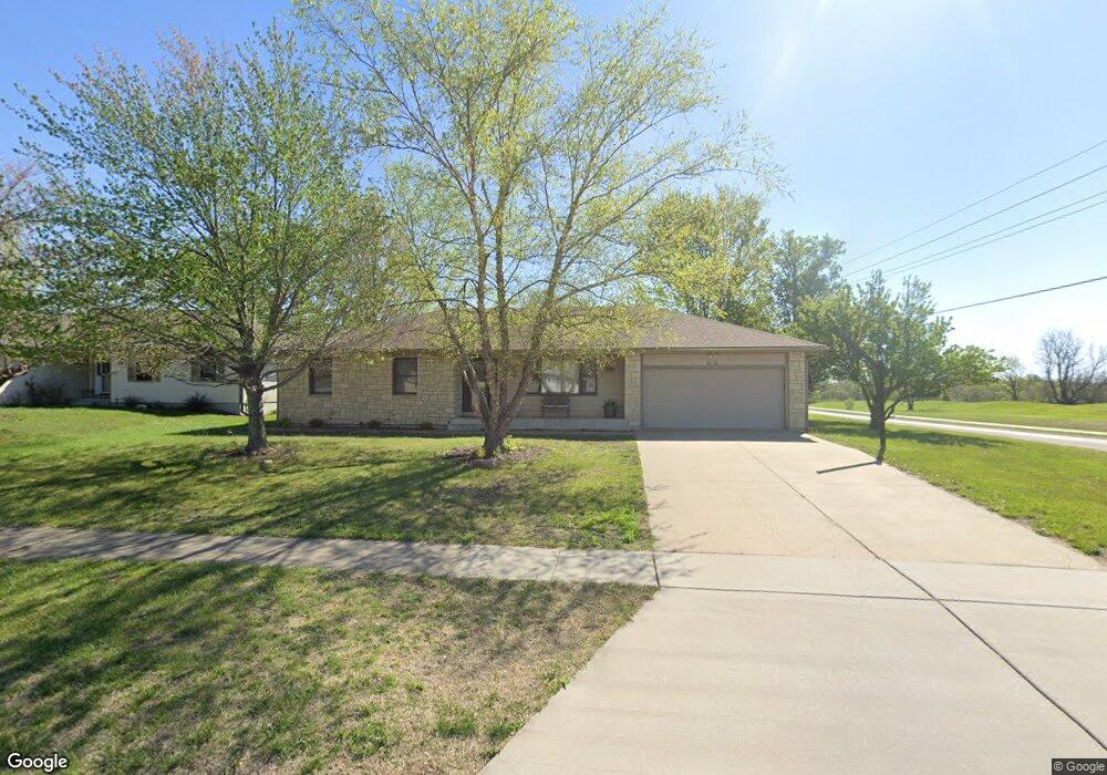 2854 SW Bingham Rd, Topeka, KS 66614 - photo 1