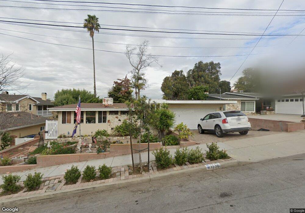 1229 E Oak Ave, El Segundo, CA 90245 - photo 1