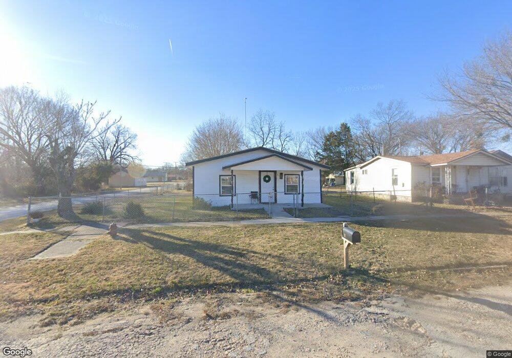 109 S Choctaw St, Beggs, OK 74421 - photo 1
