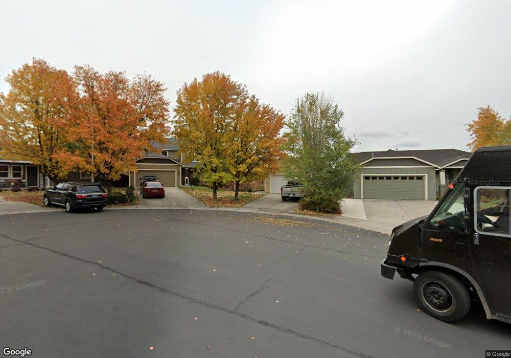 3372 SW Metolius Meadow Ct, Redmond, OR 97756 - photo 1