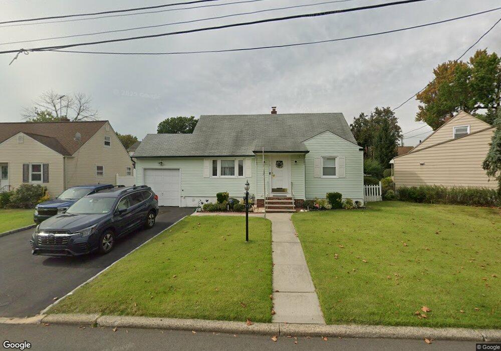 510 Beechwood Rd, Linden, NJ 07036 - photo 1