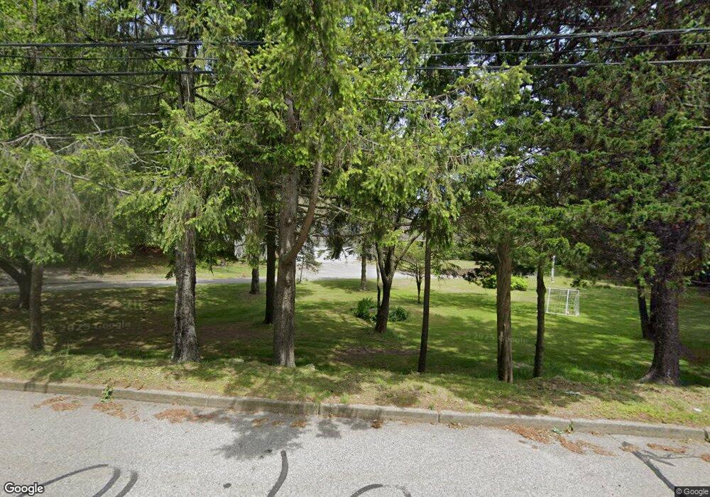 28 Watch Hill Rd, Westerly, RI 02891 - photo 1