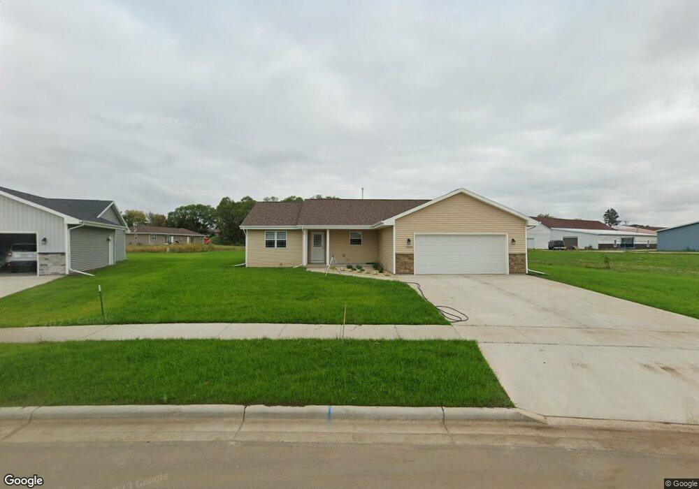 1038 Plum Ct, Janesville, WI 53546 - photo 1