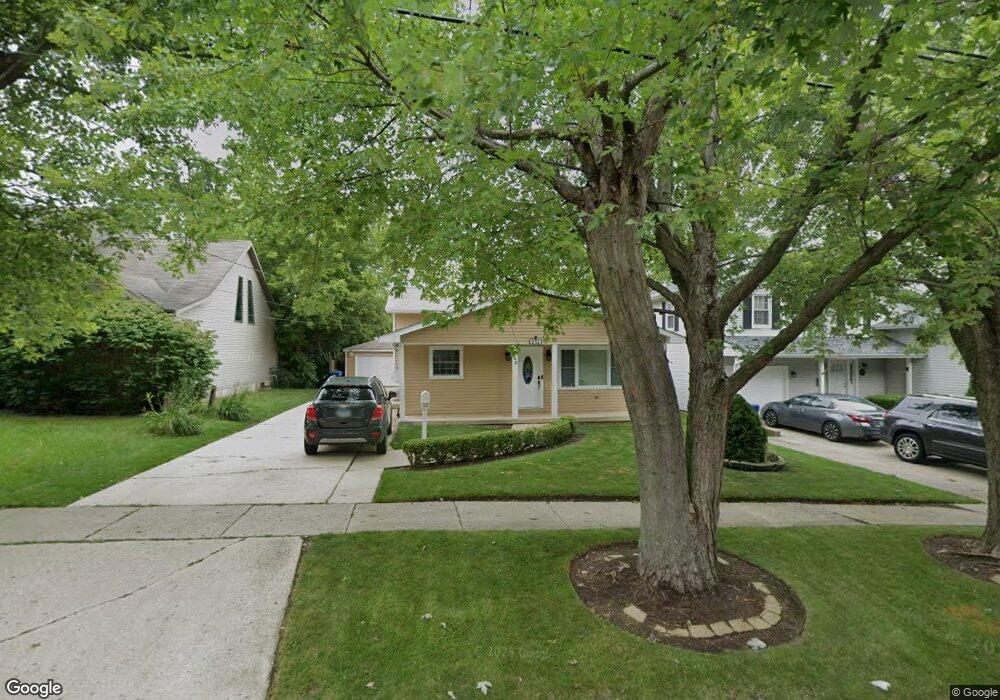 242 E Keith Ave, Waukegan, IL 60085 - photo 1