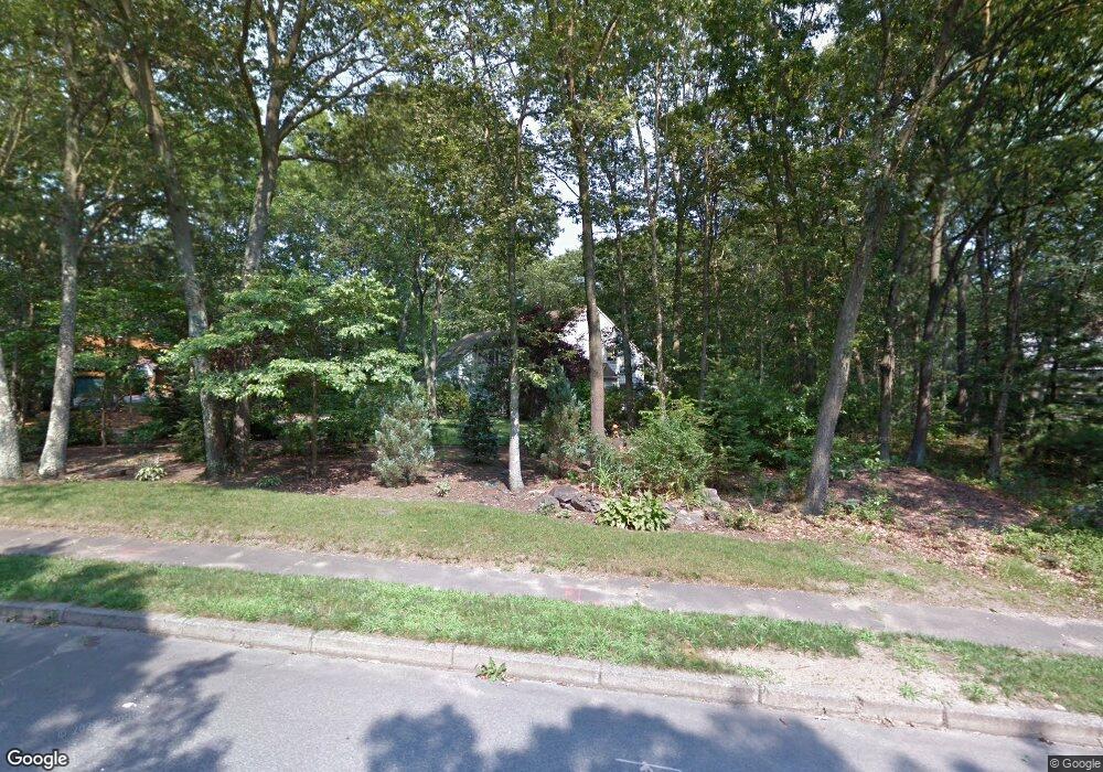 40 Valleybrook Dr, East Greenwich, RI 02818 - photo 1