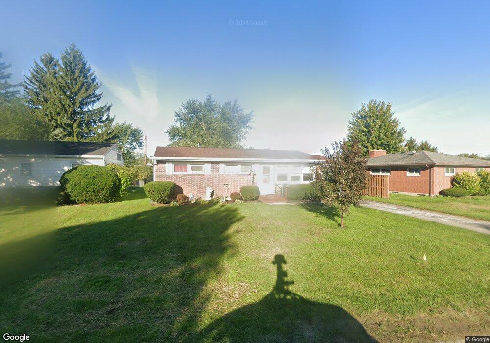 225 Cherry Ln, Wapakoneta, OH 45895 - photo 1