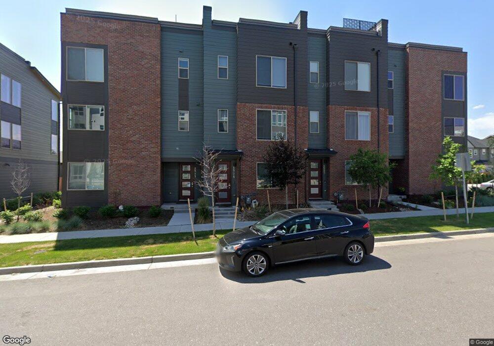 2575 N Newark Ct, Aurora, CO 80010 - photo 1