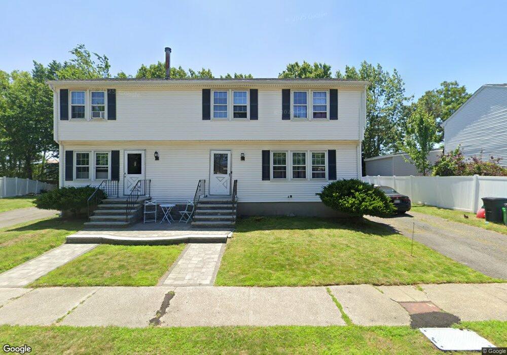 18 Neptune Cir unit 20, Boston, MA 02128 - photo 1