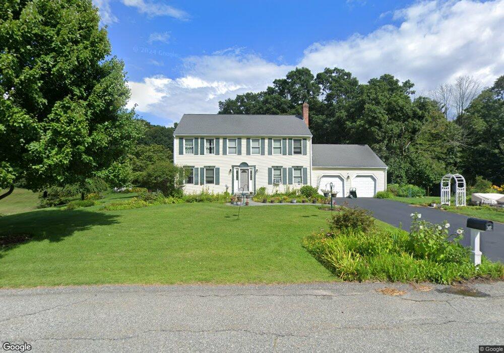 152 Tara Ln, Woonsocket, RI 02895 - photo 1