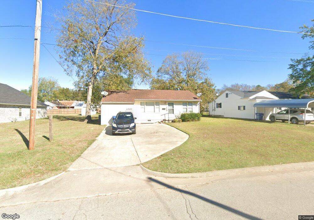 1207 E Kiowa Ave, McAlester, OK 74501 - photo 1