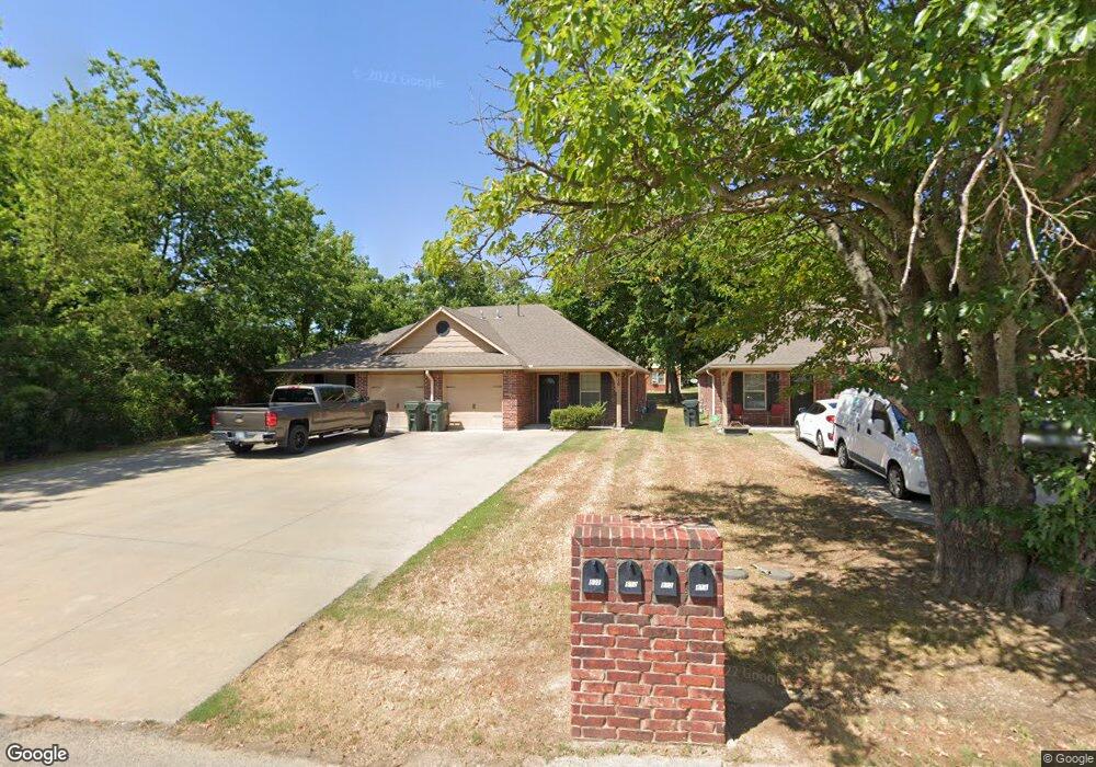 610 E 6th St, Claremore, OK 74017 - photo 1