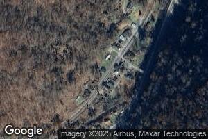 38 Cleveland St, Logan, WV 25601