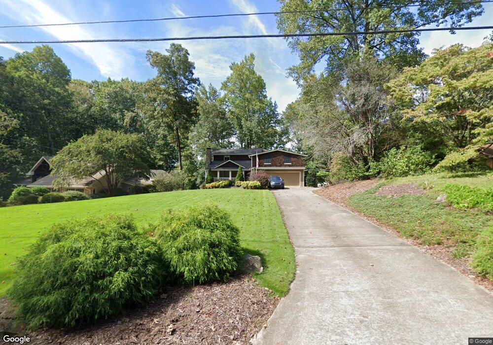 5996 Island View Dr, Buford, GA 30518 - photo 1