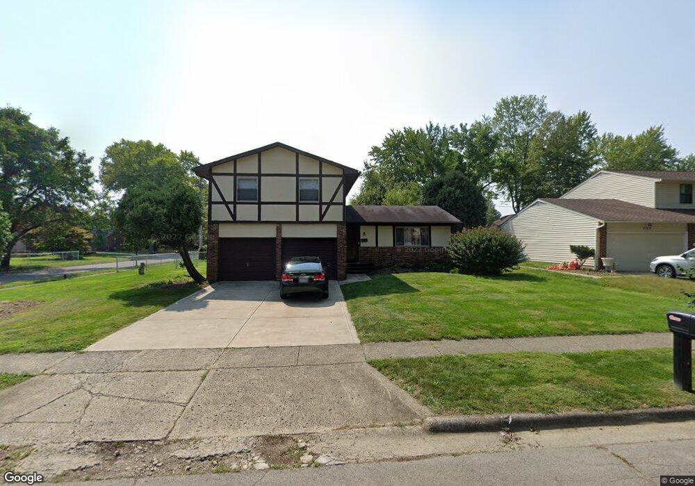 2161 Yellow Pine Ave, Columbus, OH 43229 - photo 1