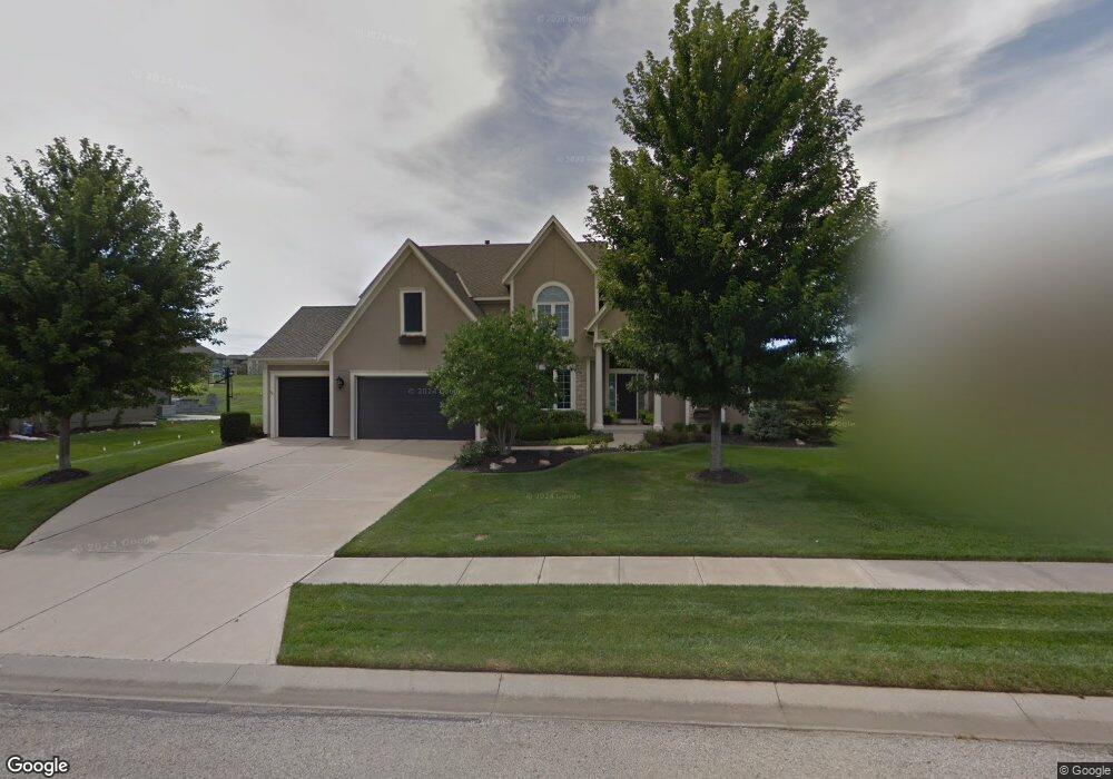 7012 Barth Rd, Shawnee, KS 66226 - photo 1