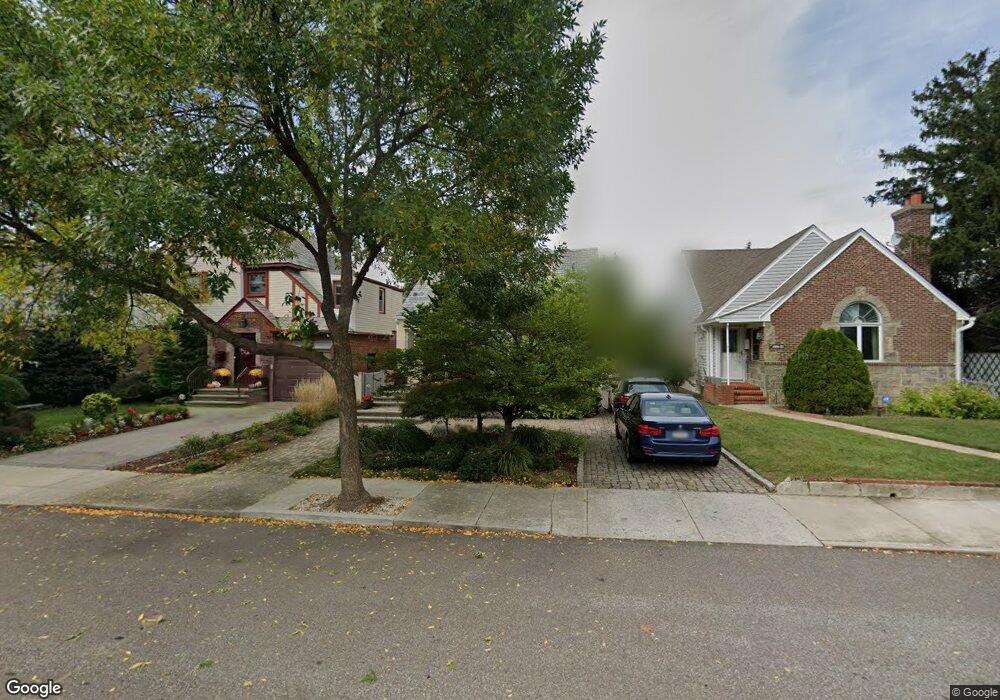 19927 28th Ave, Flushing, NY 11358 - photo 1