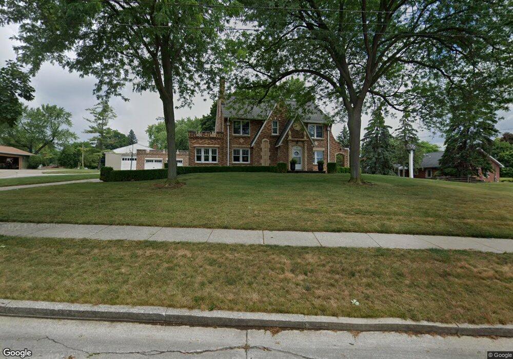 430 E Tuscola St, Frankenmuth, MI 48734 - photo 1