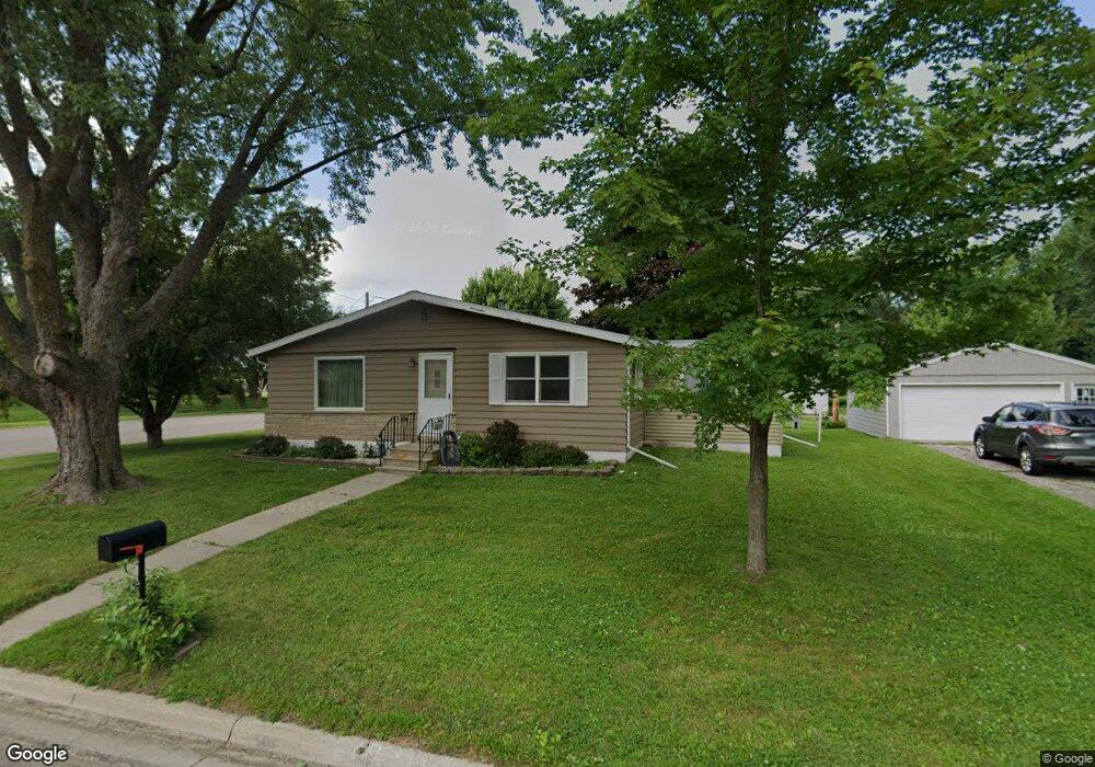 1130 Plainview Ln, Albert Lea, MN 56007 - photo 1