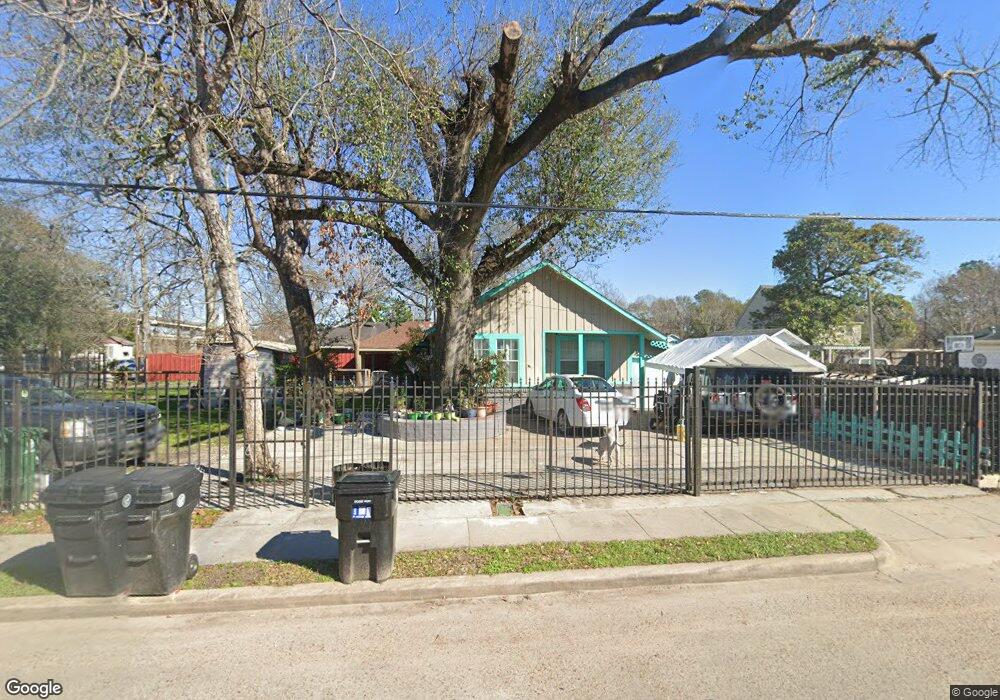 5608 Elysian St, Houston, TX 77009 - photo 1