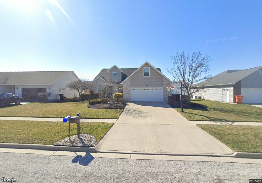 740 Colt Dr, Findlay, OH 45840 - photo 1
